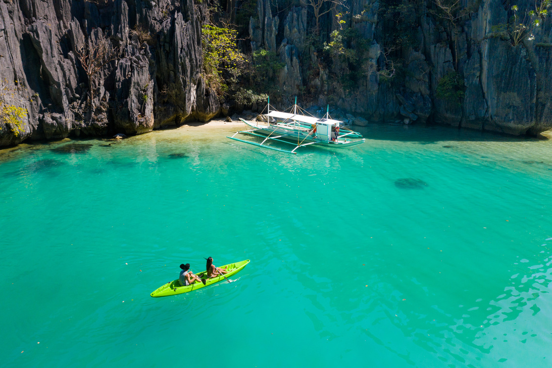 Tropical Beach in El Nido