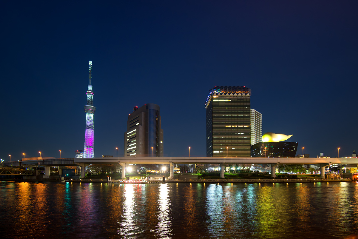 Tokyo skytree at dusk